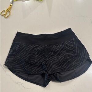 Lululemon Speed Up lined shorts 4” Zebra Print Women's Athletic Shorts